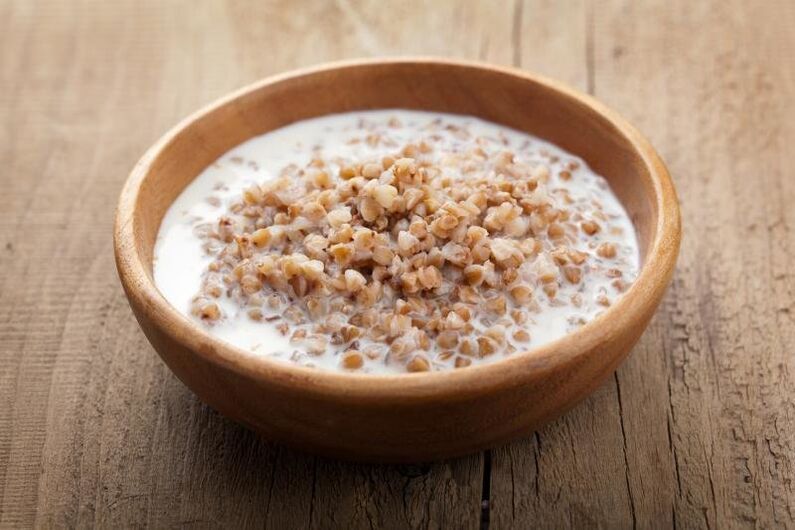 Sarraceno wheat with kefir
